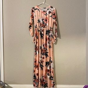 Amazon, pink floral maxi dress, size Medium, great condition